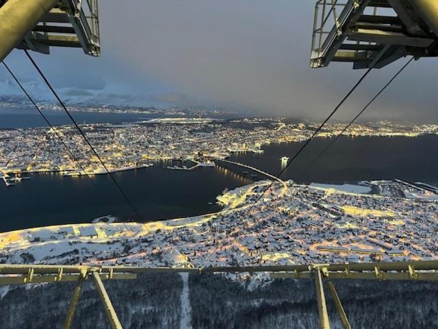 Cozy Little House In Tromso City Luaran gambar