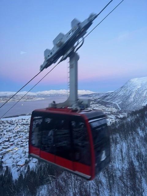 Cozy Little House In Tromso City Luaran gambar